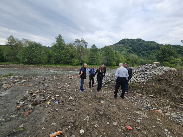 Barajul Vidraru, golit pentru prima oară în 59 de ani. Prefectul de Argeș ia măsuri pentru zonele cu risc de inundații