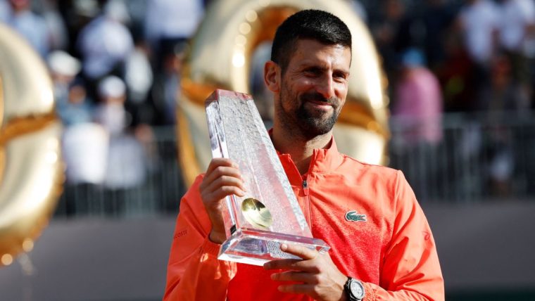 Novak Djokovic a câştigat turneul de la Geneva, al 100-lea titlu din carieră