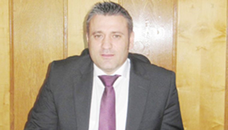 Doi foşti poliţişti argeşeni se judecă pentru pensii mai mari
