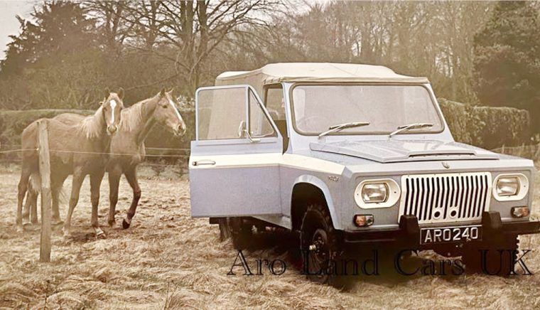 1972, anul în care a ieşit de pe banda de montaj primul lot de autoturisme ARO 240 şi „Papamobilul”