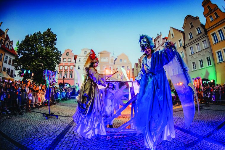 Artiști de peste hotare la Festivalul Internațional de Teatru în stradă de la Pitești