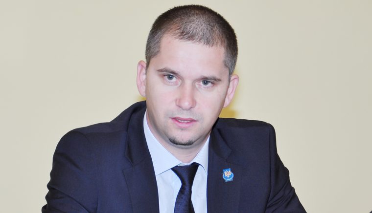 Îl are pe conştiinţă directorul Armand Chiriloiu pe inginerul silvic Sever Pahonţu? (43). Ciprian Berevoianu: „Dacă acea petiţie trebuie redirecţionată către alte instituţii, termenul este de cinci zile, cu anunţarea petentului”
