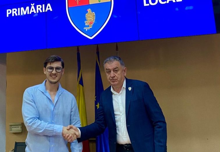 Cinci licee tehnologice din Pitești vor fi dotate cu noi echipamente