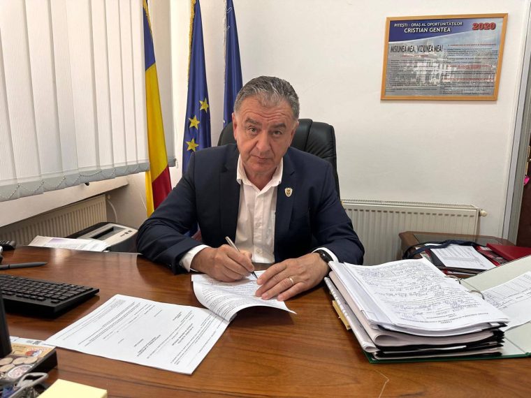 Gentea, după ce a semnat pentru stadion: „Aștept ziua asta de atâta timp! Acum sunt și eu fericit”