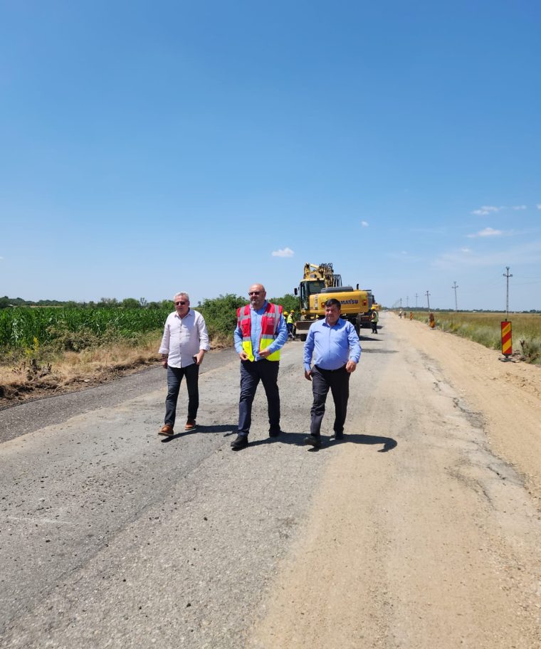 Au început lucrările pe DJ 659, drumul care traversează 7 comune și 16 sate din Argeș