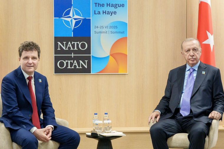 Nicușor Dan a discutat cu Recep Tayyip Erdogan despre parteneriatul strategic