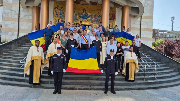 Ziua Drapelului Național, sărbătorită la Mioveni cu respect și solemnitate