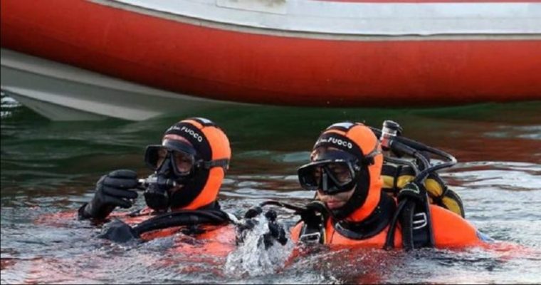 Un român s-a înecat chiar sub ochii prietenilor lui, în Italia