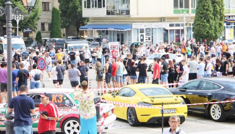 Expo auto la Câmpulung
