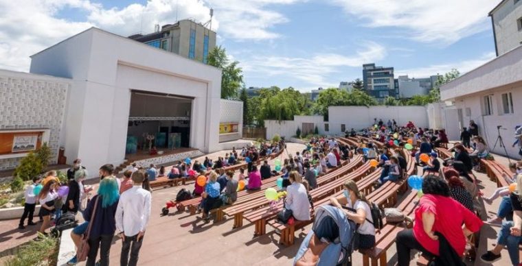 Pitești. Spectacole la Grădina de Vară, în august
