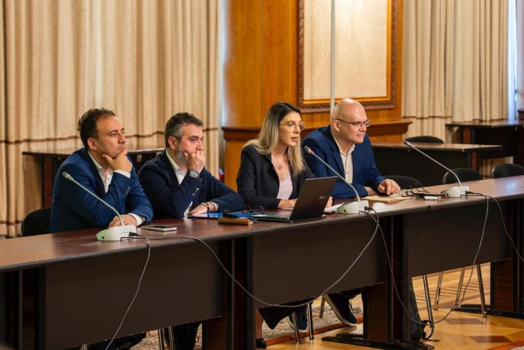 Ministrul Mediului anunţă concedieri şi restructurări la Romsilva