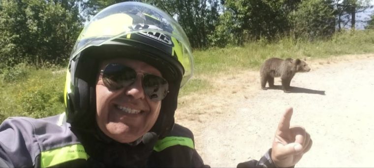 Ce postase pe Facebook italianul ucis de urs pe Transfăgărășan