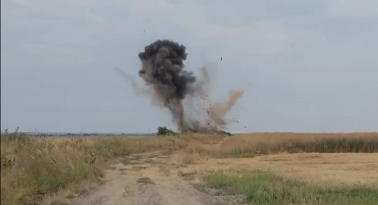 Video. Bubuială în Argeș. Muniție din cele două războaie, detonată în poligon