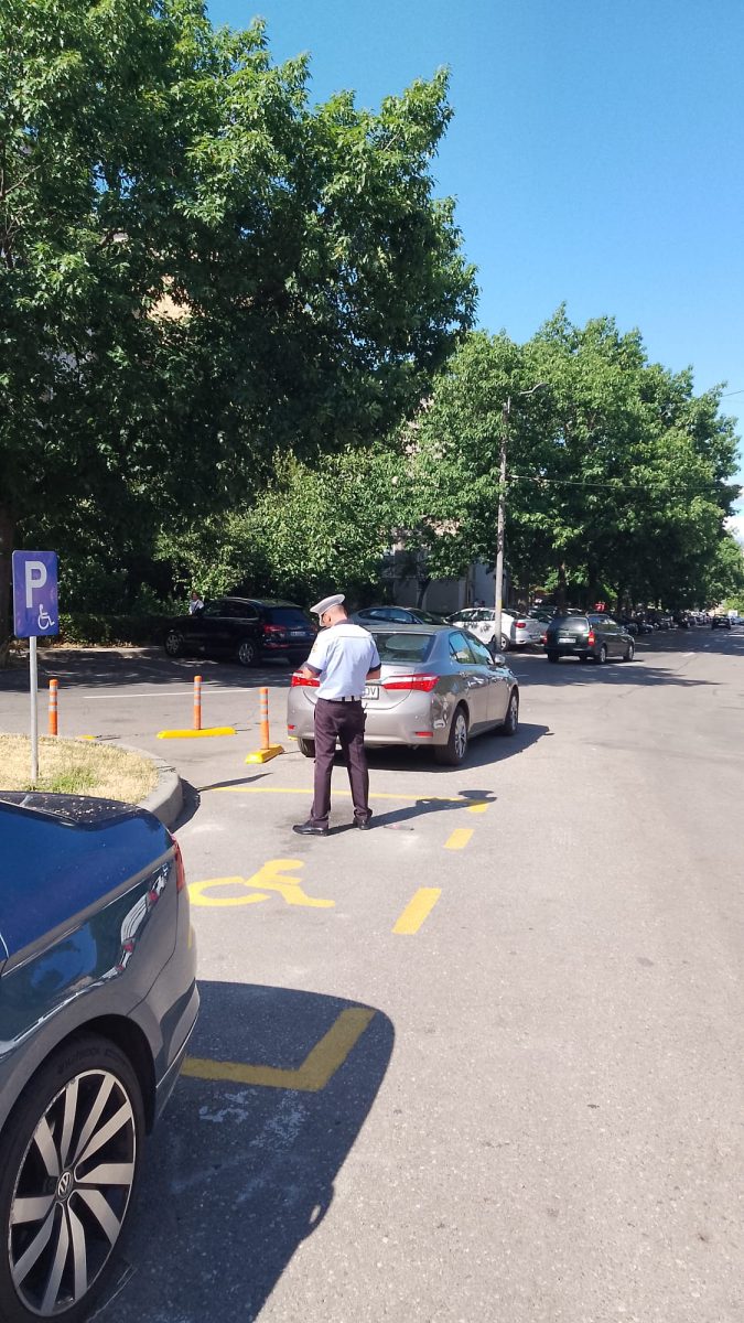 Amenzi de la Poliția Locală Pitești pentru abateri rutiere