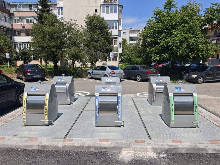 Atenție piteșteni! Abandonarea deșeurilor lângă containere se sancționează