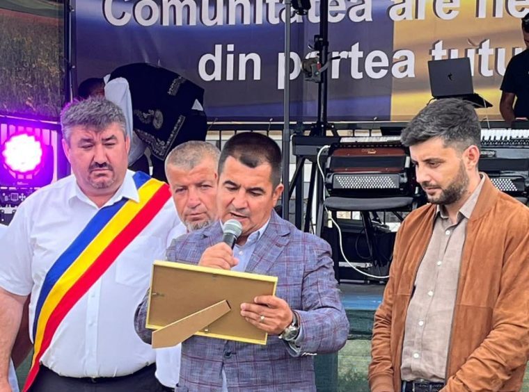 Sărbătoare la Buzoești. Ziua comunei și tradiționalul târg