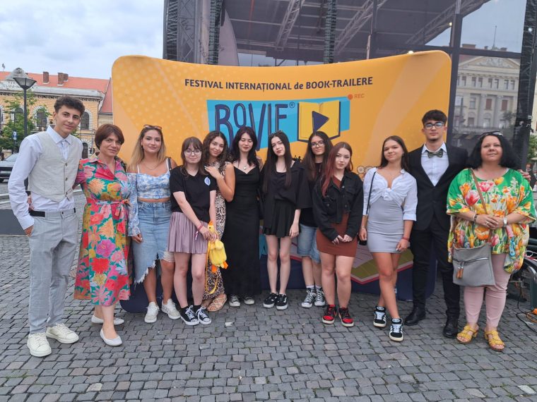 Elevi de la „Dinu Lipatti” Pitești premiați la Festivalul Internaţional de book-trailere Boovie