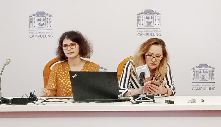 Bosul boşilor din Primăria Câmpulung! Administratorul public câştigă mai mult decât Lasconi