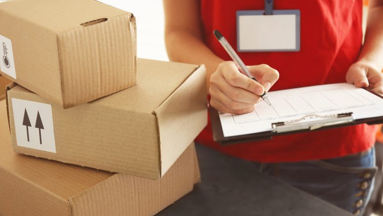 Coletele cu plata ramburs, noua tentativă de înșelăciune
