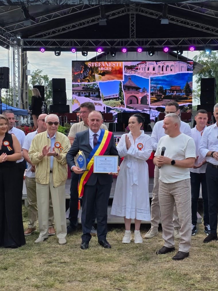Elevi premiați, distracție și spectacole la Ziua orașului Ștefănești