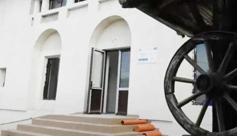 De la cămin pentru nunţi la centru cultural în Aninoasa