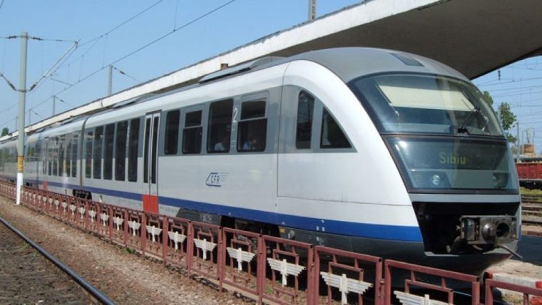 Prima locomotivă electrică achiziţionată de România în ultimii 15 ani