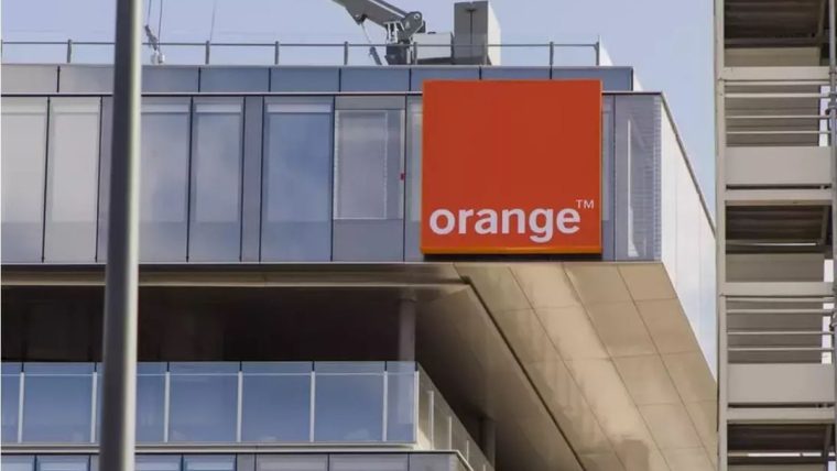 Compania franceză Orange a fost desemnată să gestioneze infrastructura IT care va găzdui datele guvernamentale ale României