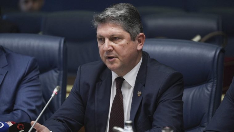 Titus Corlățean anunță oficial că vrea șefia PSD