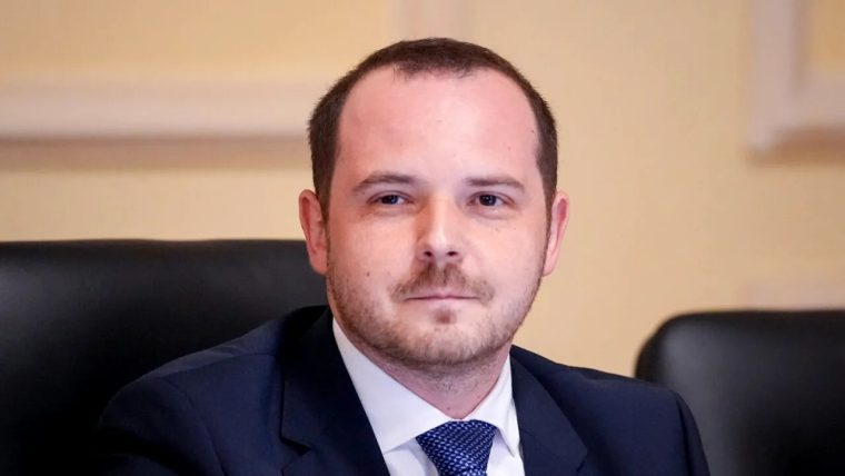 Ministrul Sănătății anunță măsuri împotriva celor care redirecționează abuziv bolnavii către clinici private