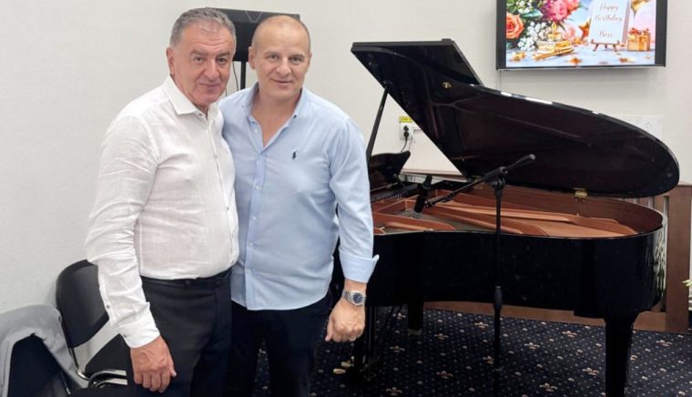 „Baladă pentru Adeline”, interpretată la pian de dr Tiberiu Irimia, de ziua primarului Gentea