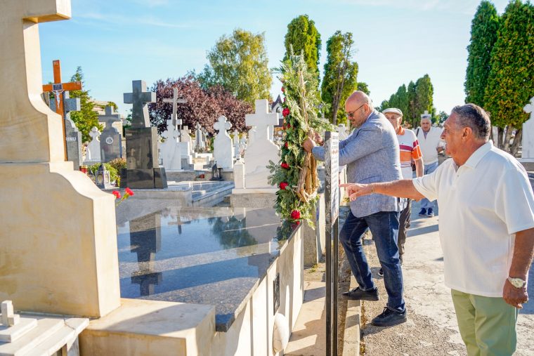 Omagiu adus la mormântul lui Nicolae Dobrin. „România are nevoie să își onoreze legendele”