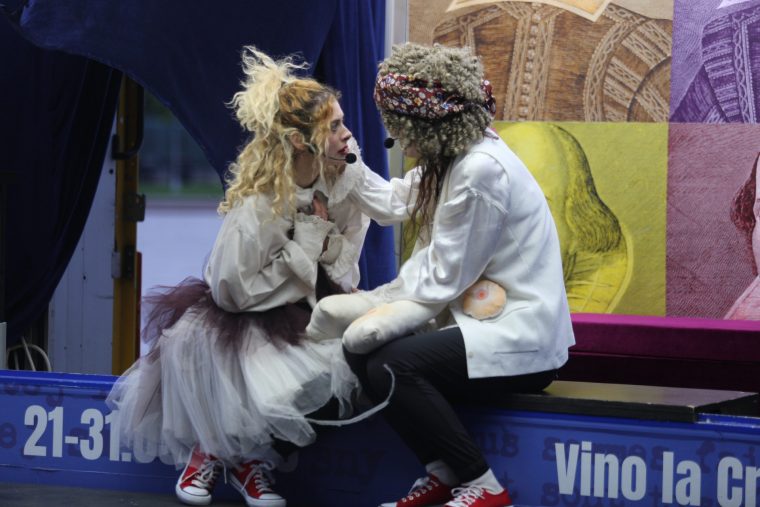 Caravana Shakespeare ajunge, miercuri, și în Pitești