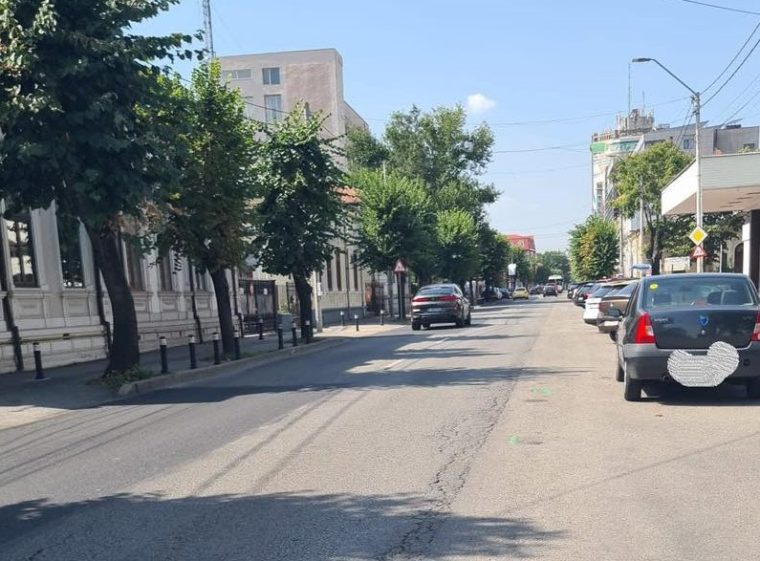 Atenție șoferi! Lucrări de asfaltare în Pitești pe Bulevardul Republicii