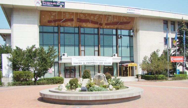 Casa de Cultură a Sindicatelor Piteşti – istorie şi continuitate