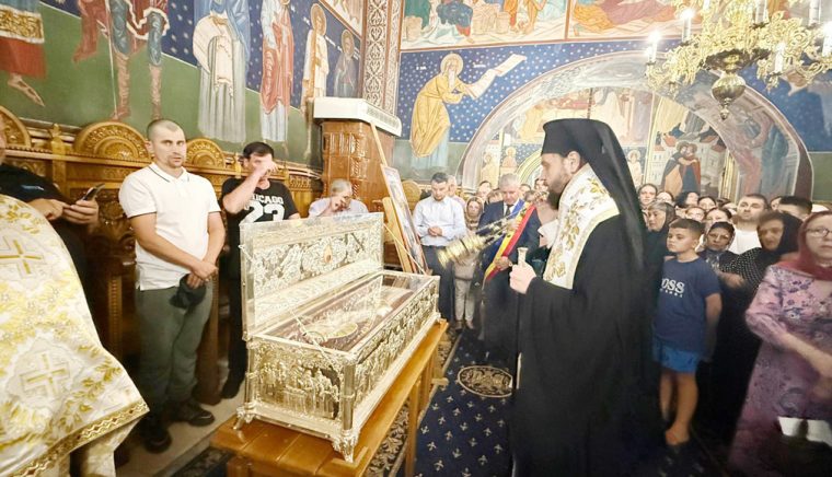 ÎPS Calinic: „Sfânta Filoteea nu o să mai fie dusă nicăieri, niciodată, la nimeni!”