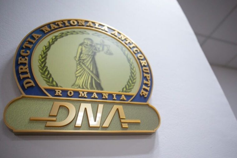 DNA. Vicepreședintele ANPC, un director și un secretar de stat, implicați într-un dosar de abuz și șantaj