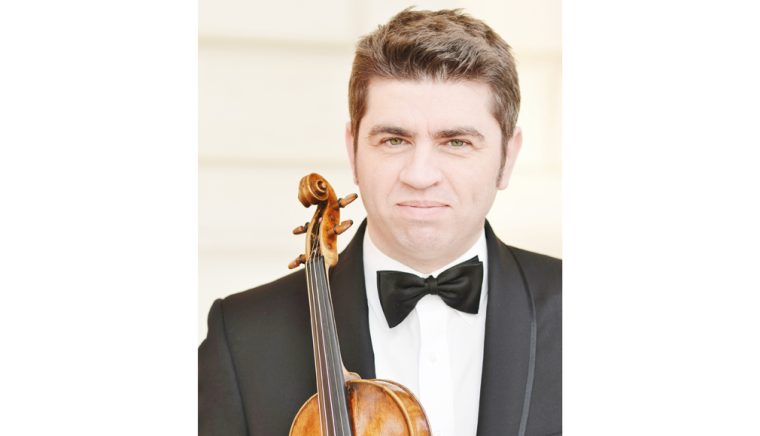 Violonistul Remus Azoiţei, solistul concertului de joi de la Filarmonica Piteşti