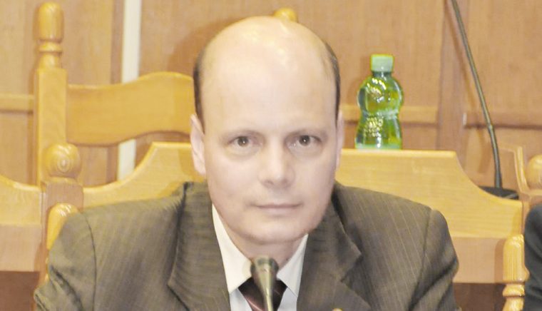 Îl are pe conştiinţă directorul Armand Chiriloiu pe inginerul silvic Sever Pahonţu? (59). Marian Fulga, ex-vicepreşedinte C.J. Argeş: „În România este posibil orice”