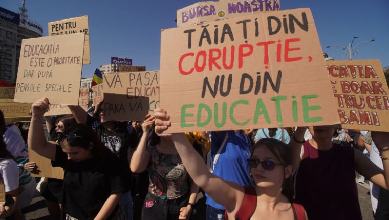 Studenții ies în stradă la București și în alte cinci orașe. Ce-i nemulțumește