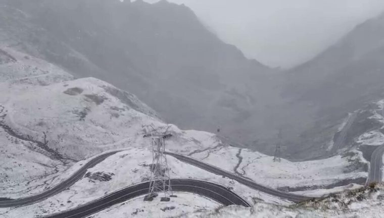 Prima zăpadă din acest sezon pe Transfăgărășan