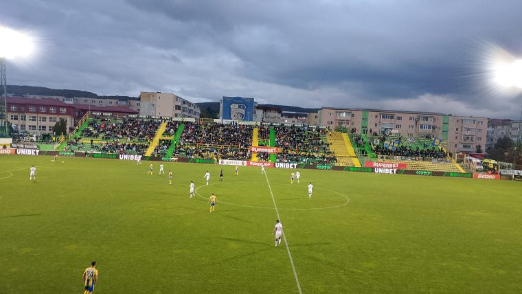 FC Argeș  – Petrolul 0-1. „Vulturii” au fost învinși de „Lupii galbeni”