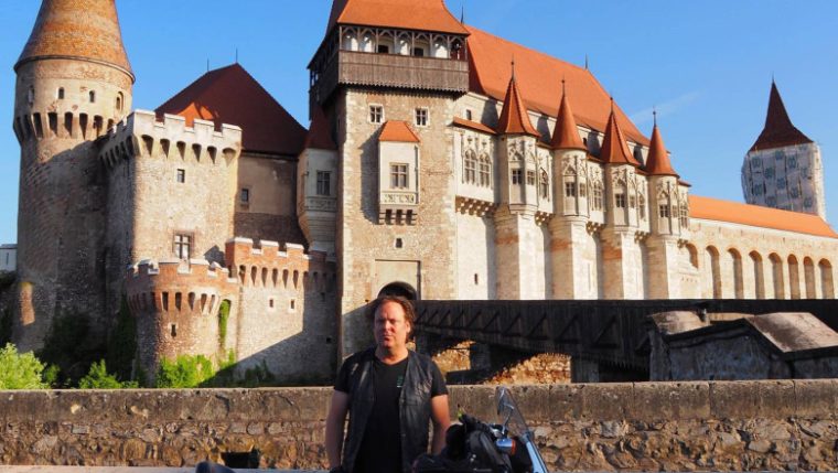 Charlie Ottley, după pana de curent din stațiunile montane: „În Marea Britanie, pentru un astfel de serviciu s-ar aplica amenzi mari”