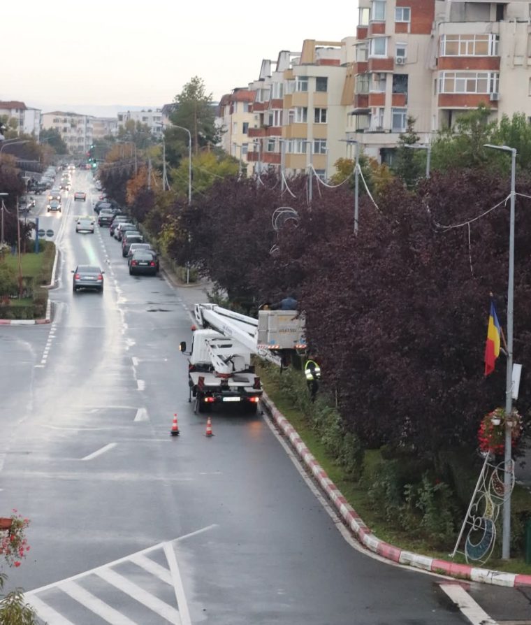 La Mioveni se fac deja pregătiri pentru Crăciun