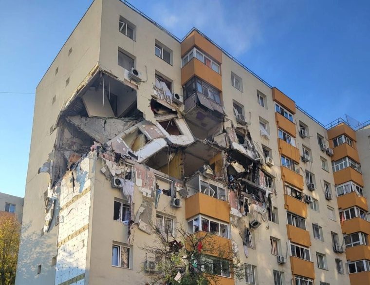 Începe relocarea familiilor afectate de explozia din Rahova