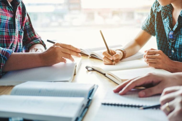 Limba română, studiată la Universitatea Cambridge