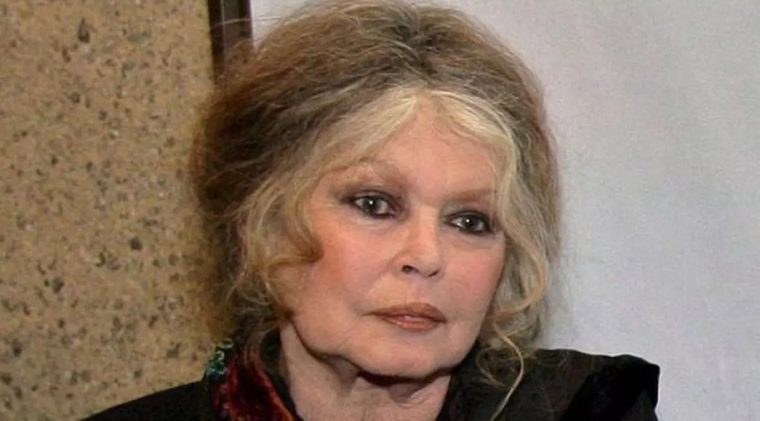Marea actriță Brigitte Bardot, internată în spital. Actrița de 91 de ani a fost operată