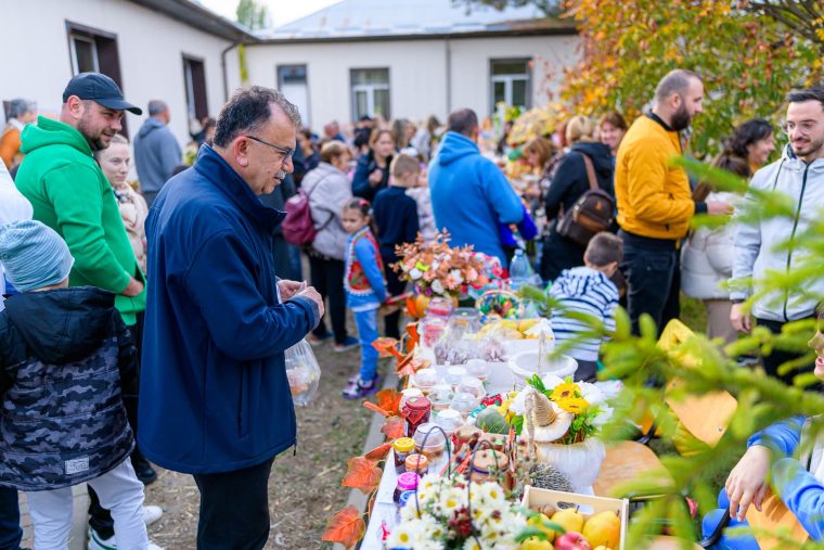 Târguri caritabile de toamnă la Mioveni. Vezi aici programul