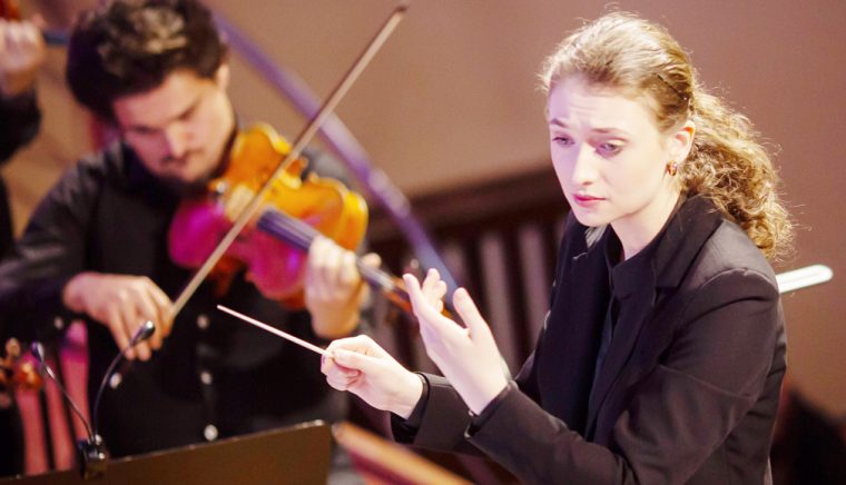 Invitaţi din Polonia şi Italia la Filarmonica Piteşti