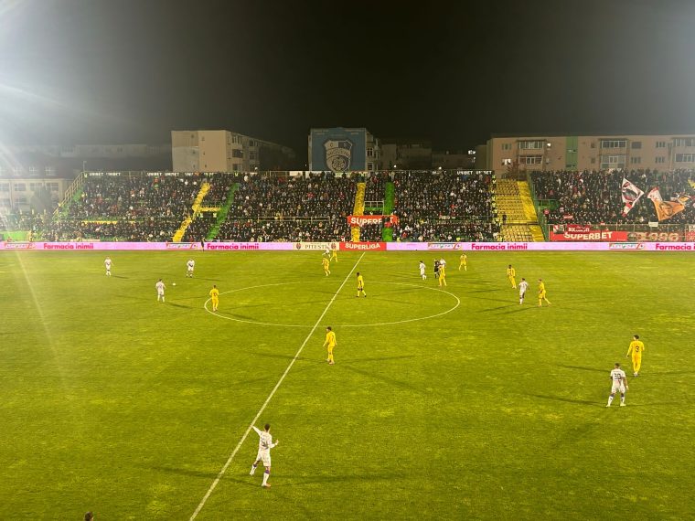 FC Argeș – Dinamo 1-1. „Vulturii”din Trivale au remizat cu „câinii roșii”