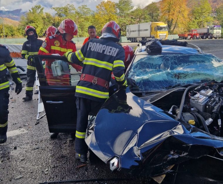 Bărbat din Mioveni, mort în teribilul accident din Vâlcea